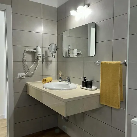 Casa4you 109 - With Heated Pool, And Partial Sea Views Appartement